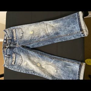 Miss Me Mid Rise Cuffed Capri